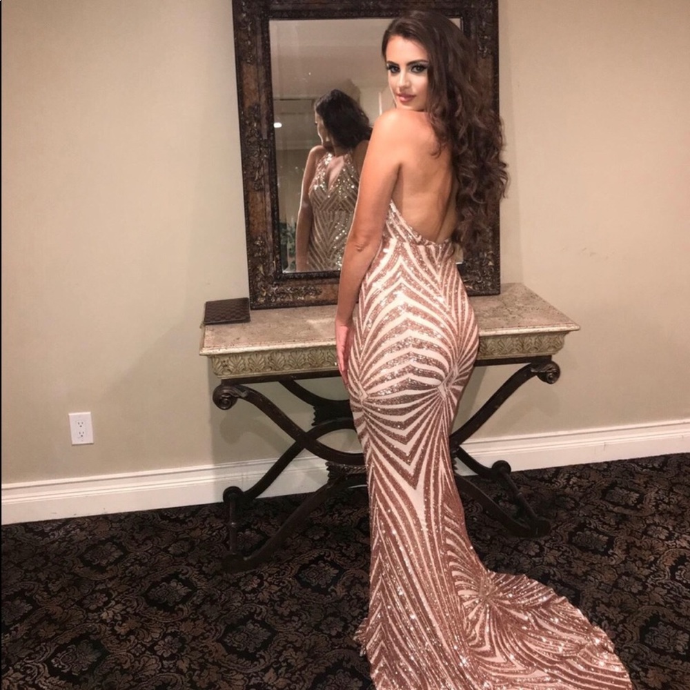 Long stretchy dress